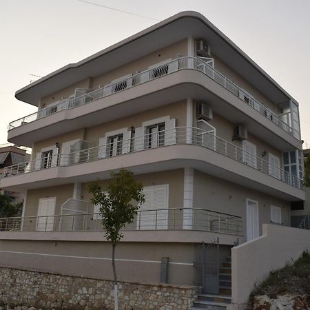 Isabela Apartments Sarande Exterior photo