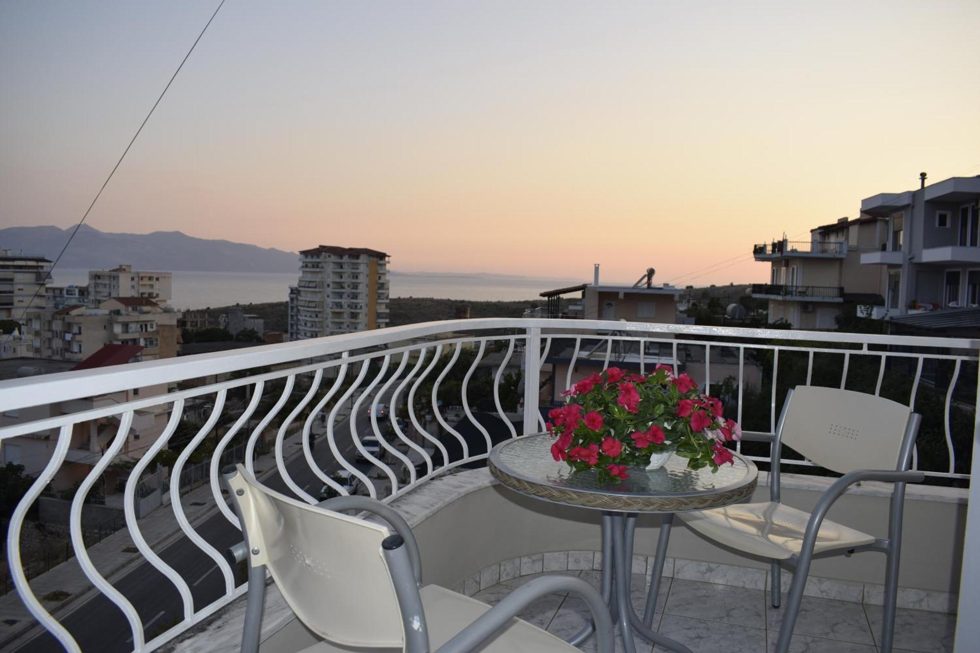 Isabela Apartments Sarande Exterior photo