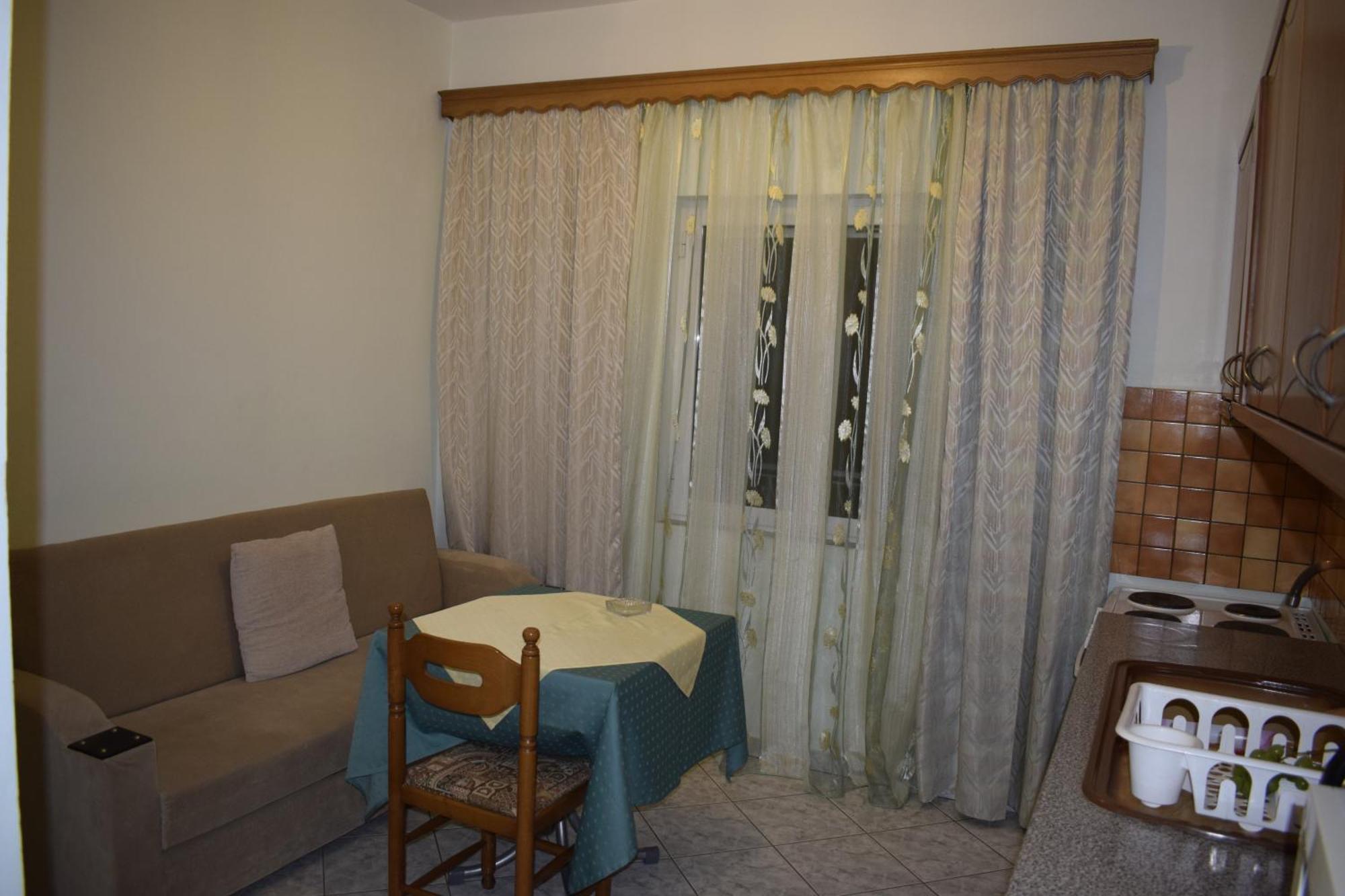 Isabela Apartments Sarande Exterior photo