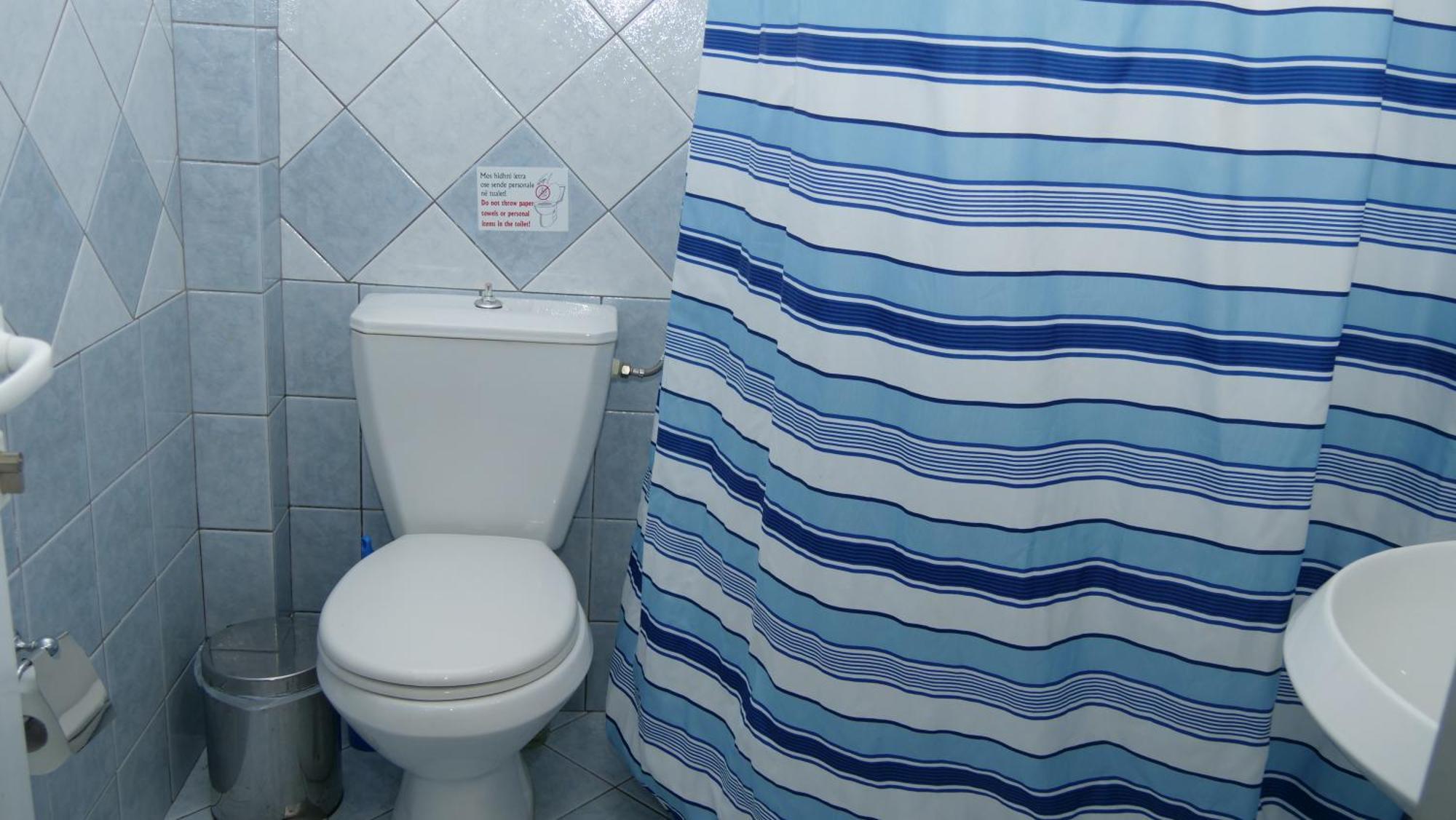 Isabela Apartments Sarande Exterior photo